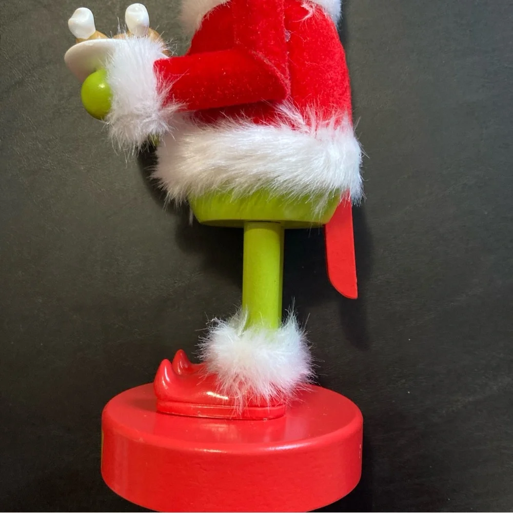 THE GRINCH Dr Seuss w/ Turkey Wood Nutcracker Santa 11” New Grinchmas - Picture 11 of 11